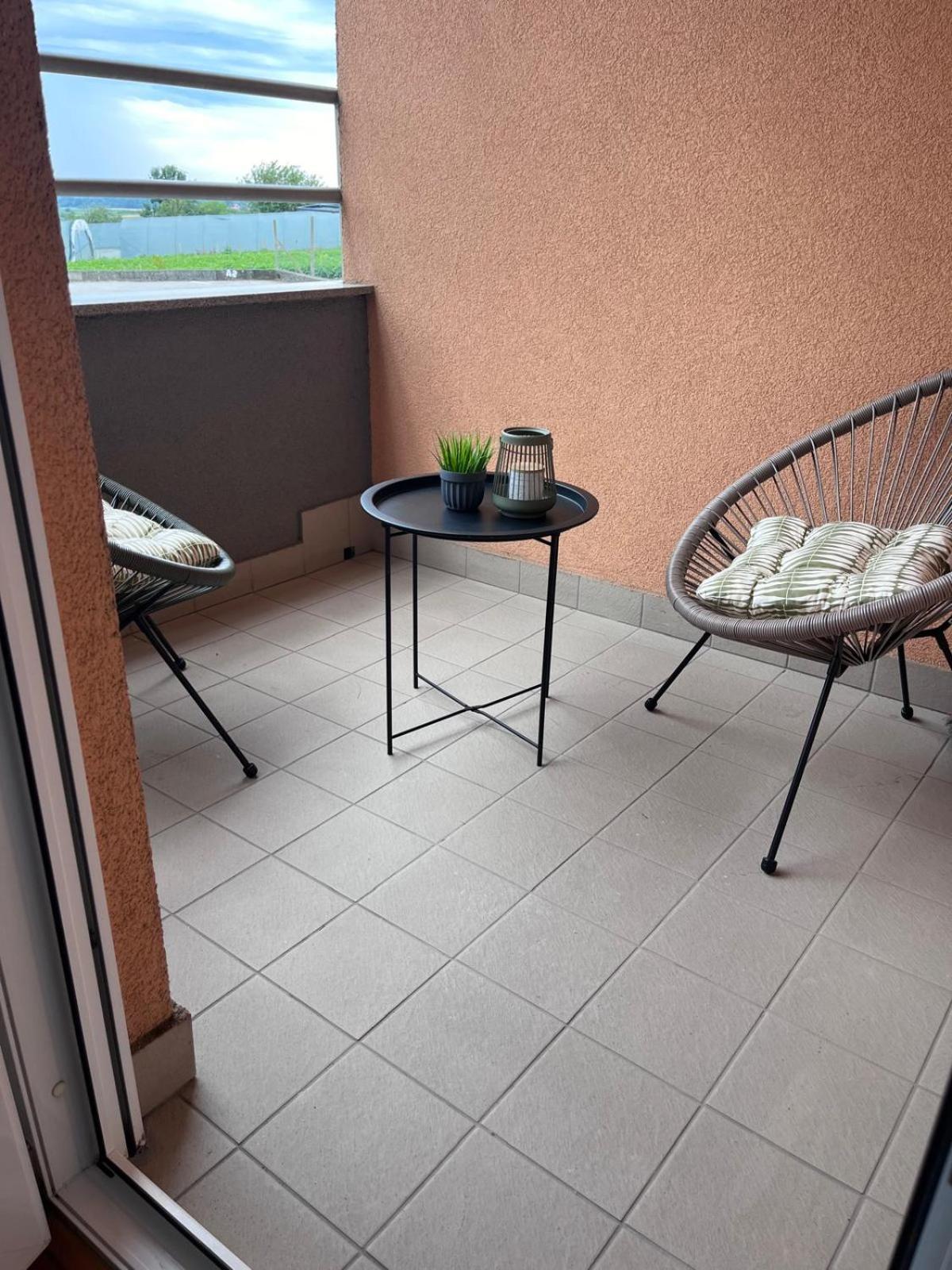Studio Apartman - Sweet&Little Vrbovec Ngoại thất bức ảnh